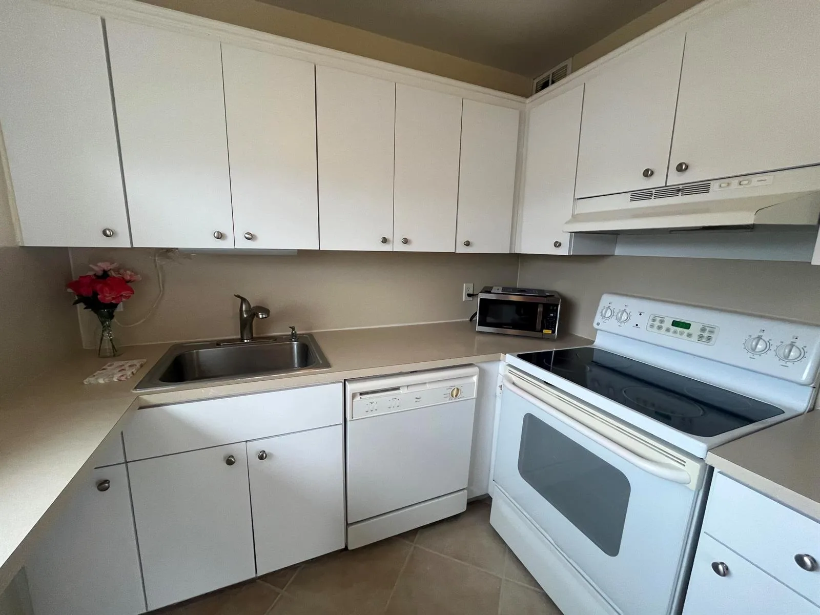 192 Monaco D, Delray Beach, FL 33446 photo 13