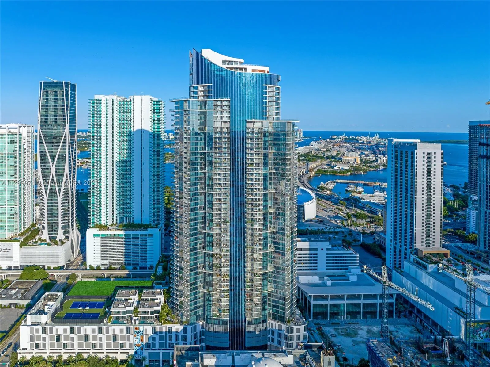 Paramount Miami Worldcenter Unit 3506 at 851 NE 1st Ave # 3506, Miami, FL 33132 — photo 1
