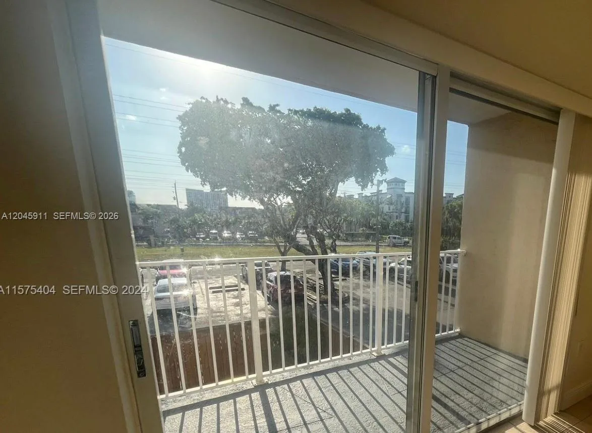 5112 NW 79 Ave # 202, Doral, FL 33166 photo 4