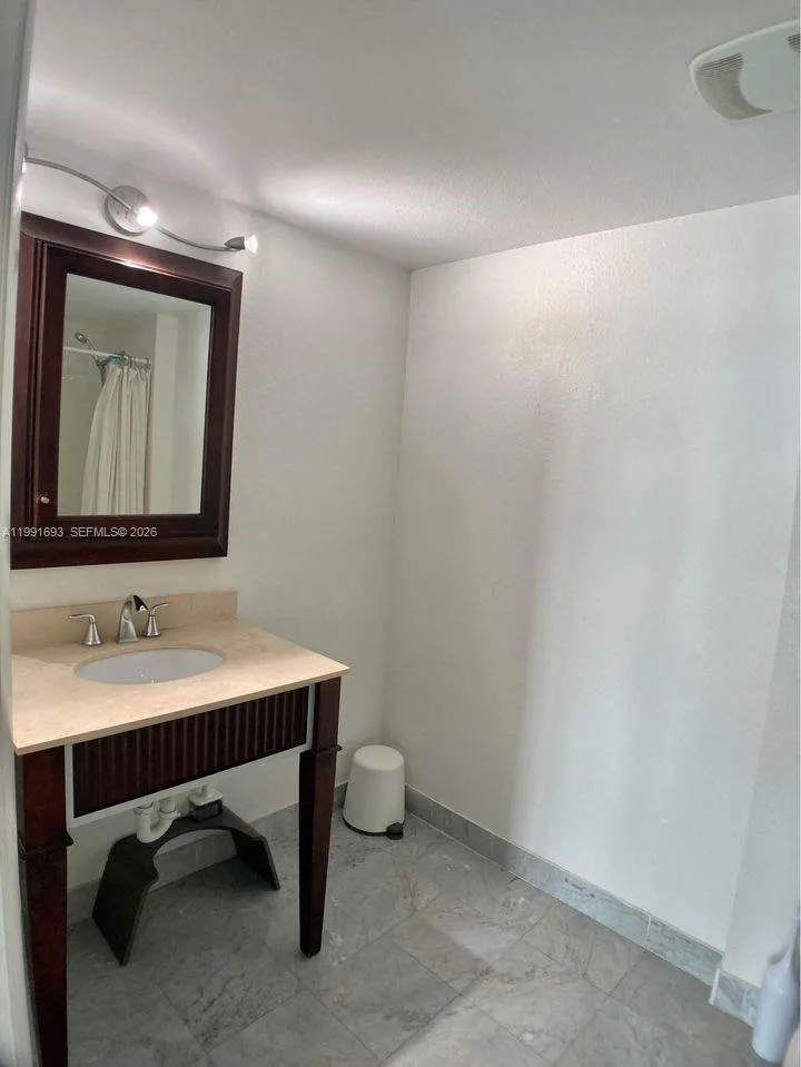 500 NE 29th St # 703, Miami, FL 33137 photo 11