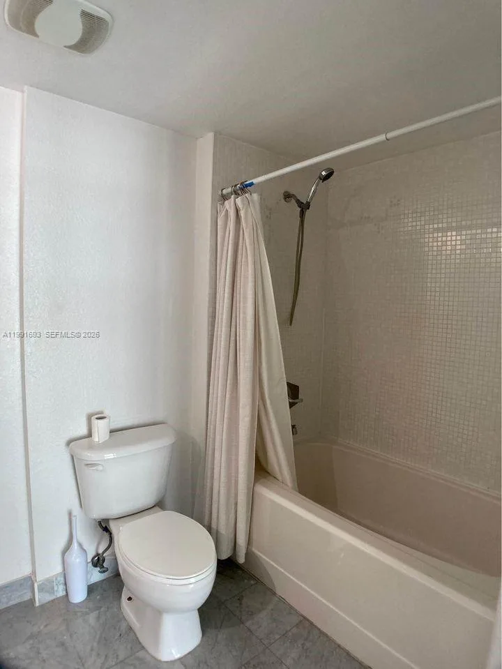 500 NE 29th St # 703, Miami, FL 33137 photo 13