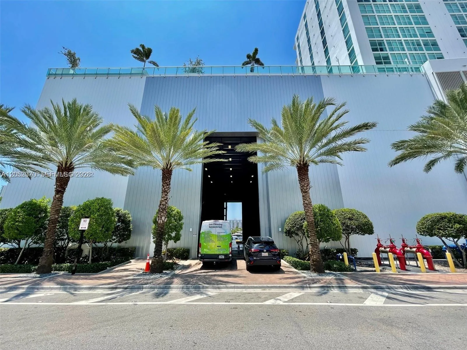 400 Sunny Isles Blvd Dd 204, Sunny Isles Beach, FL 33160