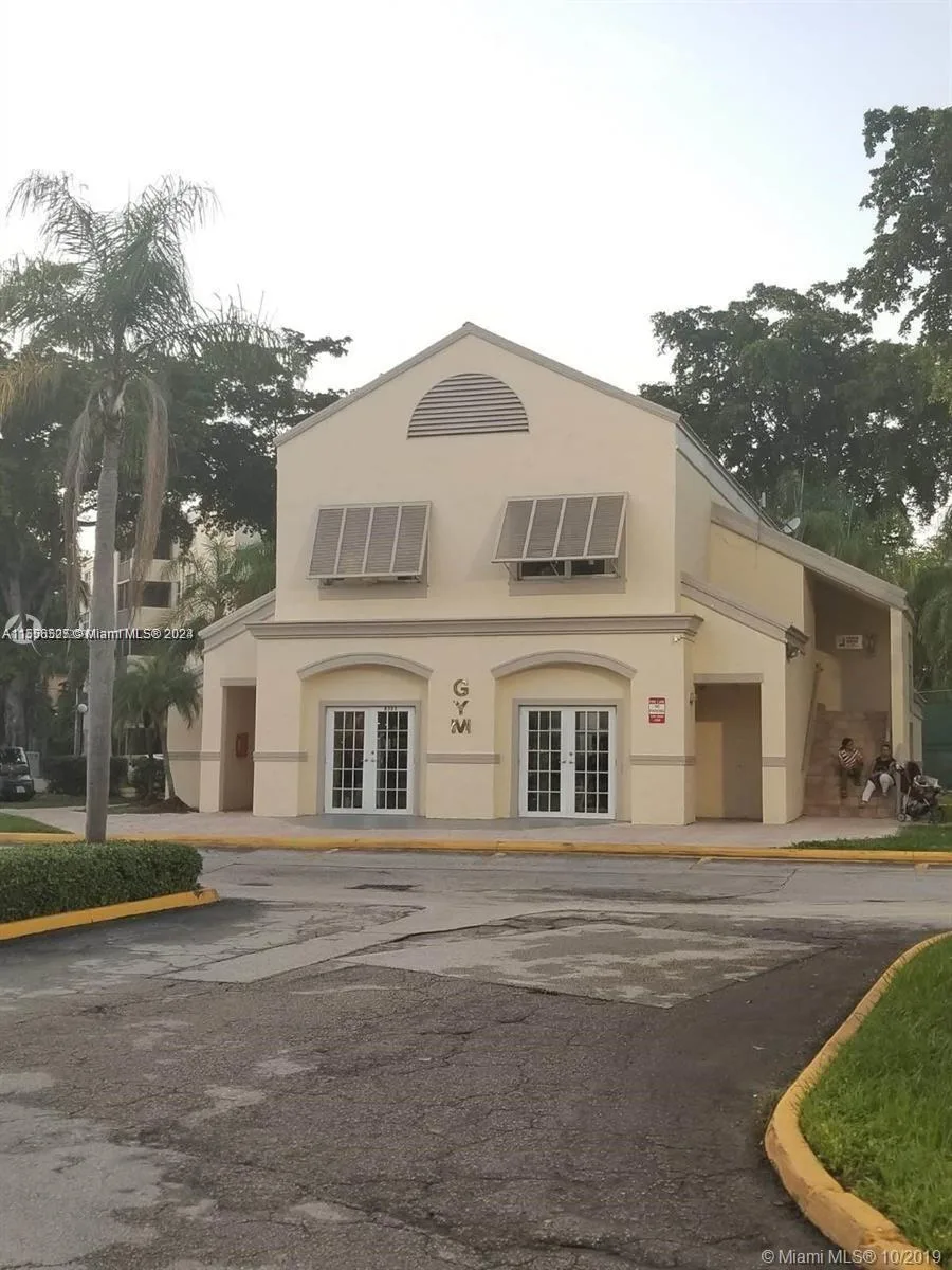 8255 Lake Dr # 204, Doral, FL 33166 photo 8