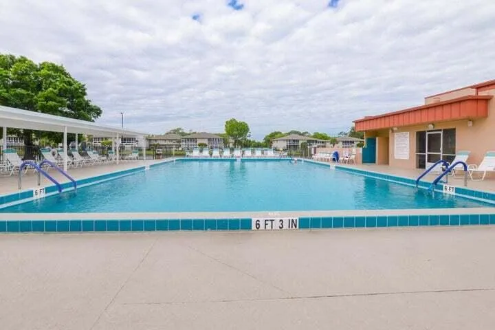 7 LAKE VISTA Trail # 204, Port St. Lucie, FL 34952 photo 11