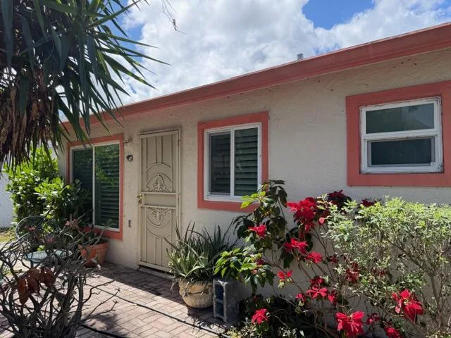 1585 W 36TH Street, West Palm Beach, FL 33404 photo 3