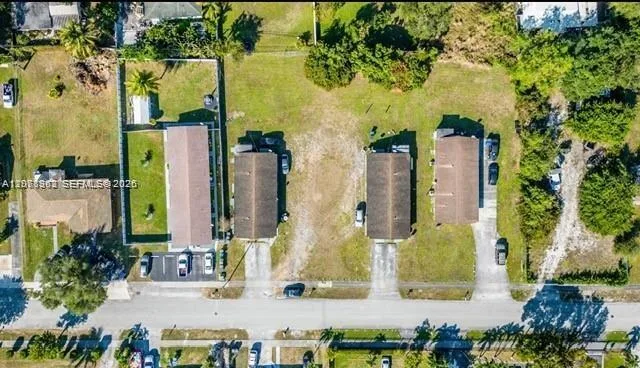 5649 SW 27th St, West Park, FL 33023 photo 5
