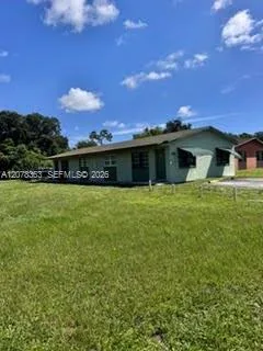 5649 SW 27th St, West Park, FL 33023 photo 7