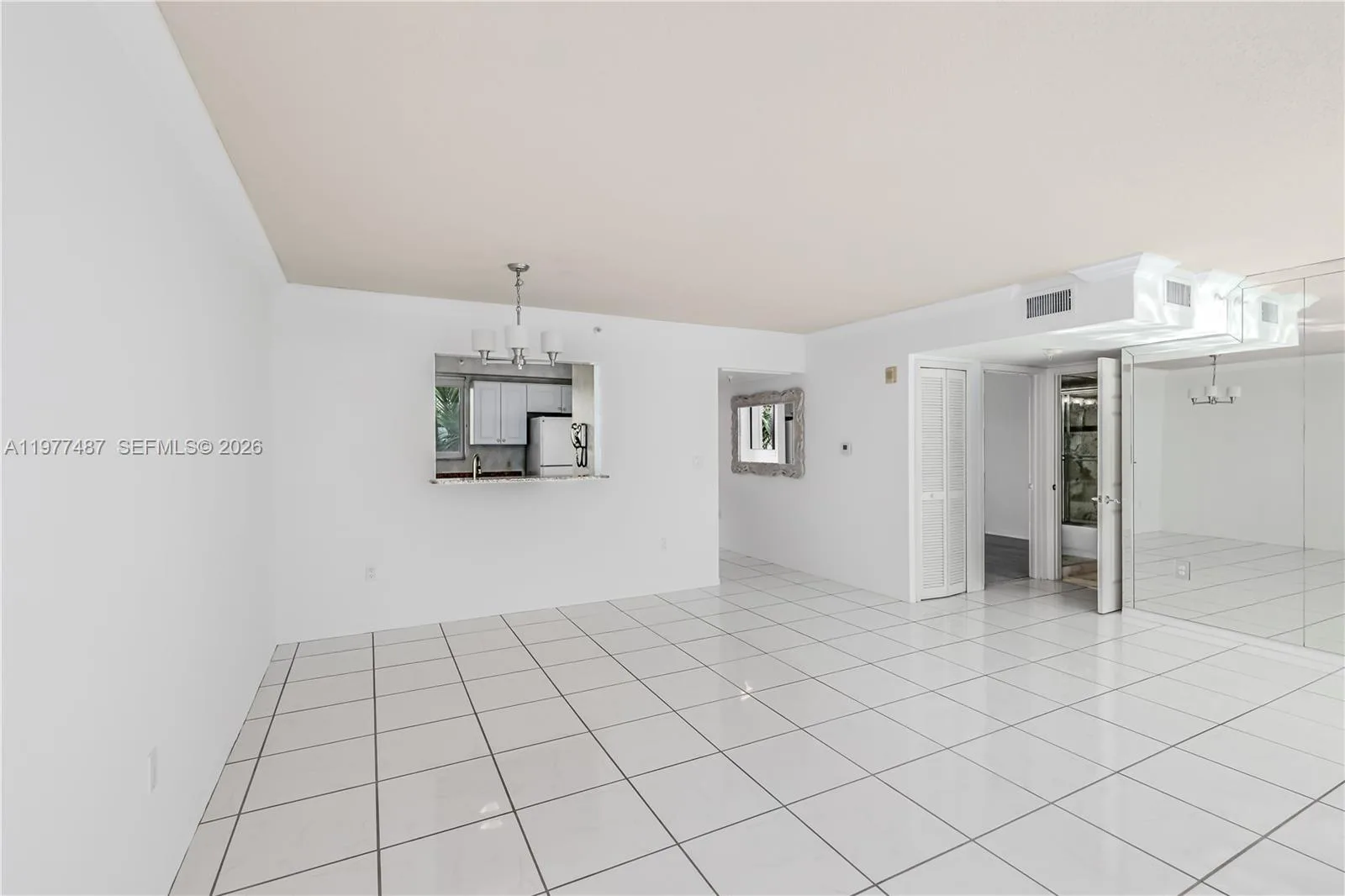 7800 Collins Ave # 302, Miami Beach, FL 33141 photo 4