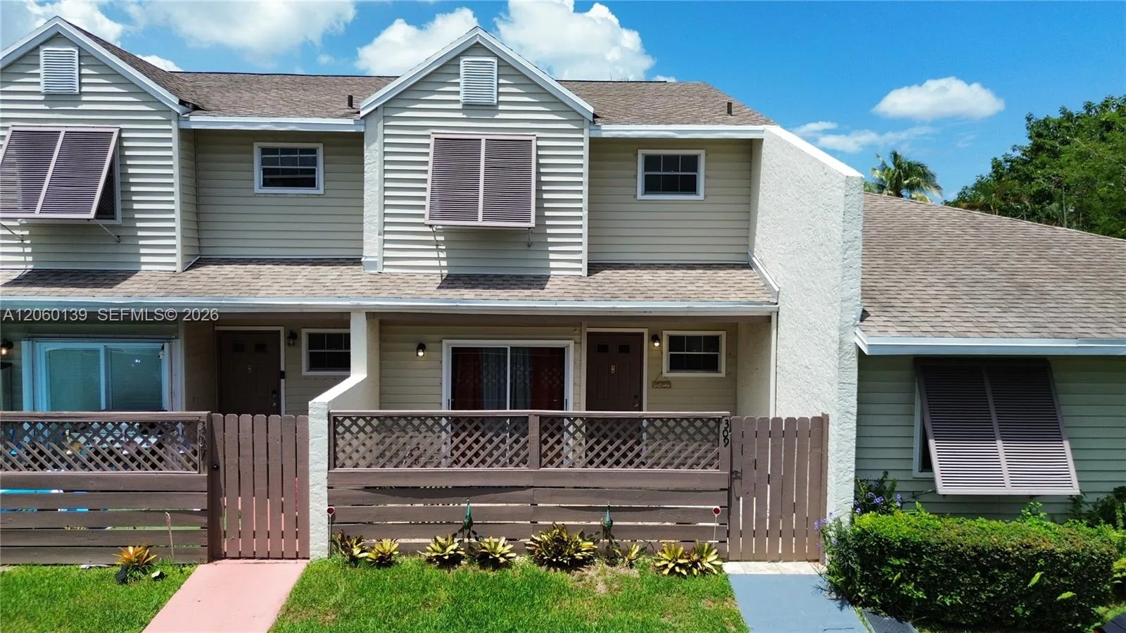309 W Hemingway Cir, Margate, FL 33063 photo 12
