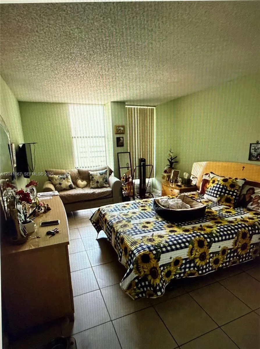 1825 W 44th Pl # 707, Hialeah, FL 33012 photo 10