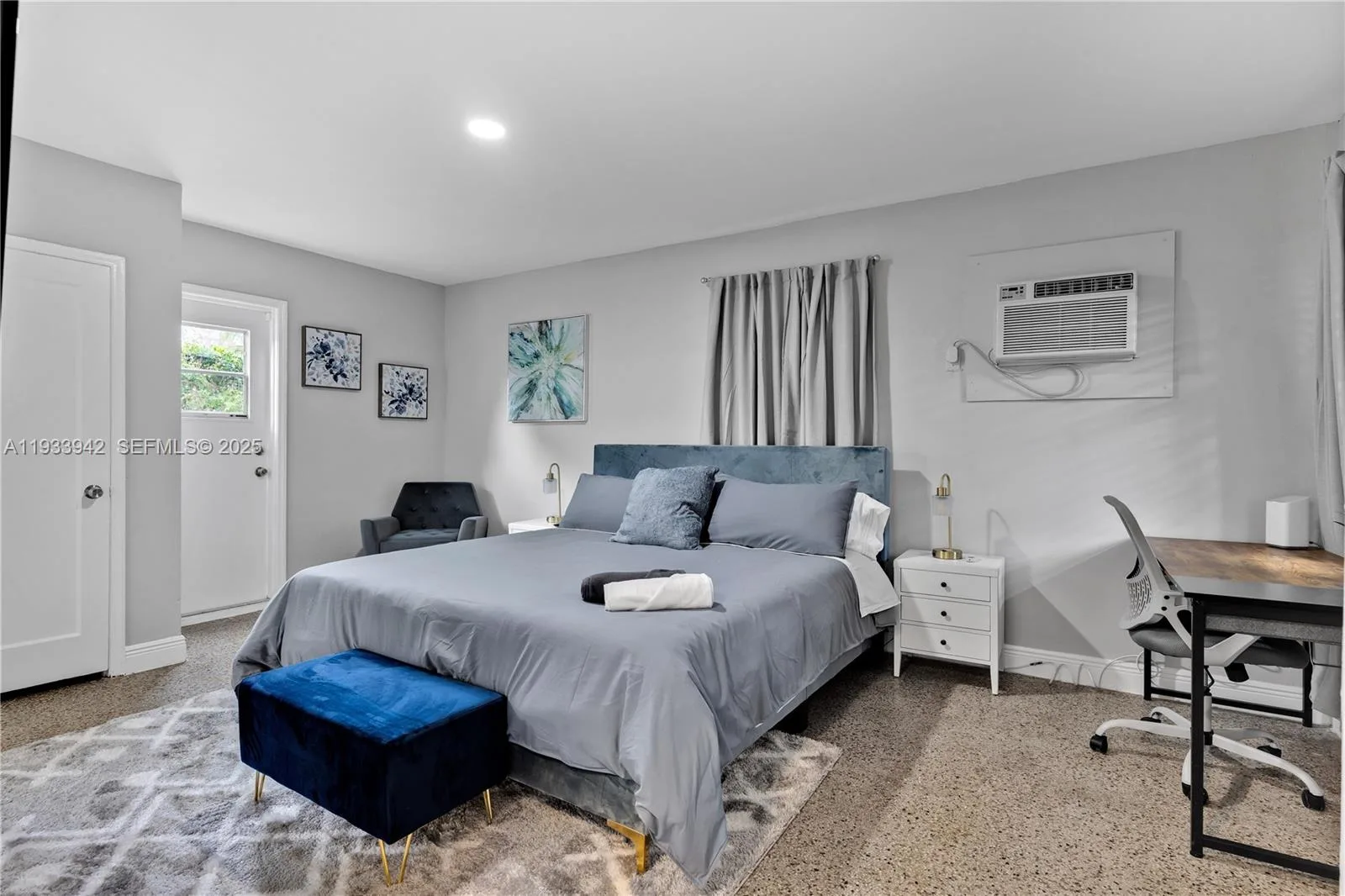 427 NE 107th St # 2, Miami, FL 33161 photo 4