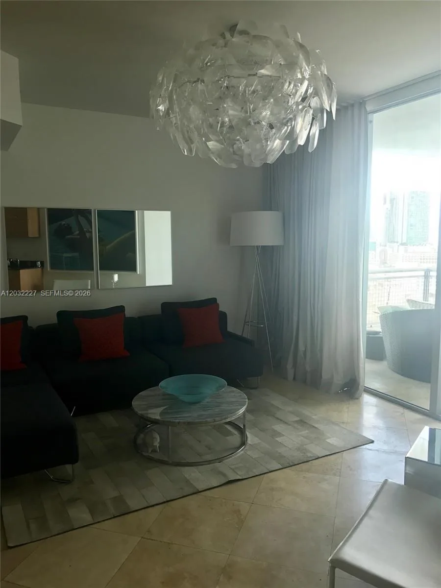 350 S Miami Ave # 2511, Miami, FL 33130