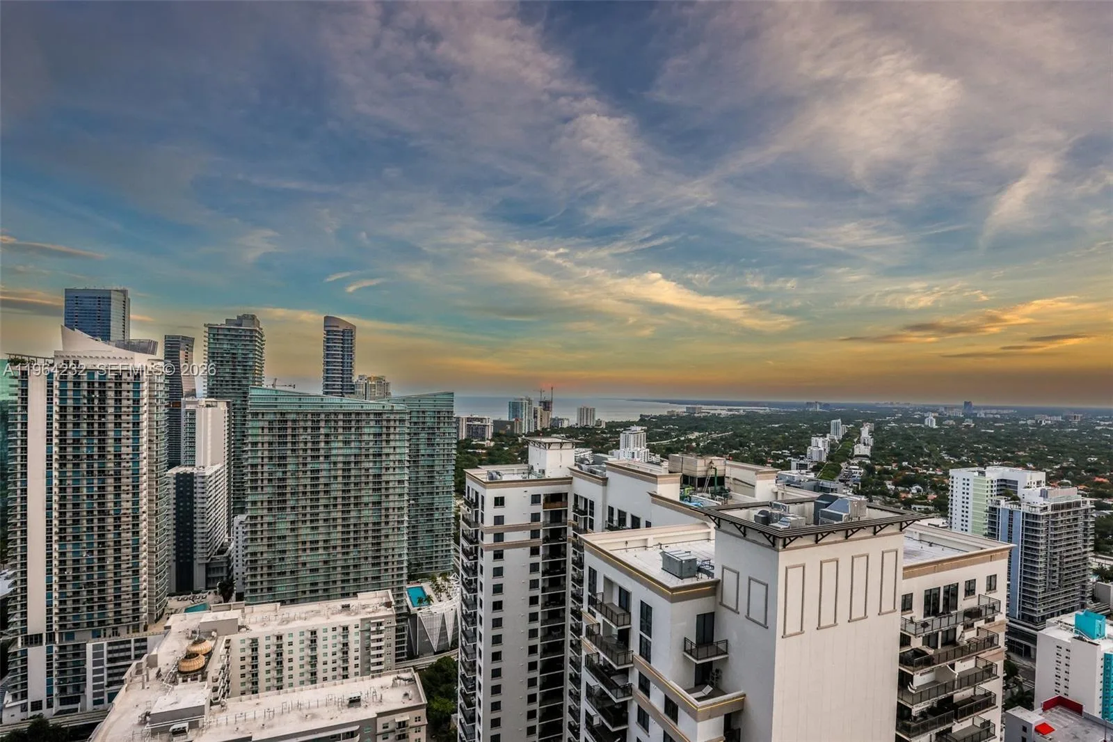 55 SW 9th St # 3906, Miami, FL 33130 photo 10
