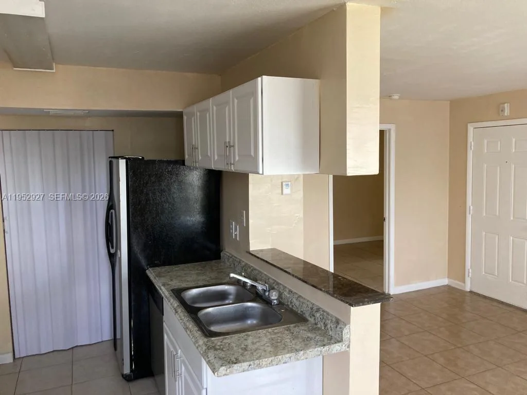 8705 NW 39th St # 0, Sunrise, FL 33351 photo 3