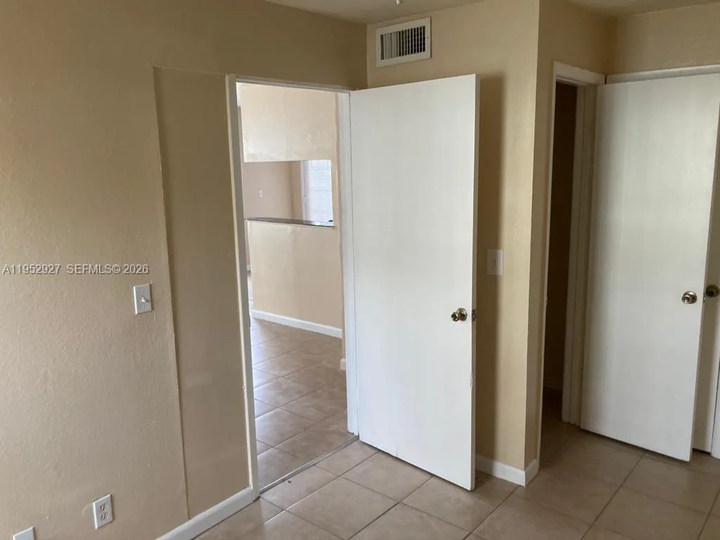 8705 NW 39th St # 0, Sunrise, FL 33351 photo 8