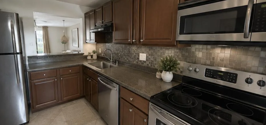 2820 TENNIS CLUB Drive # 206, West Palm Beach, FL 33417 photo 5