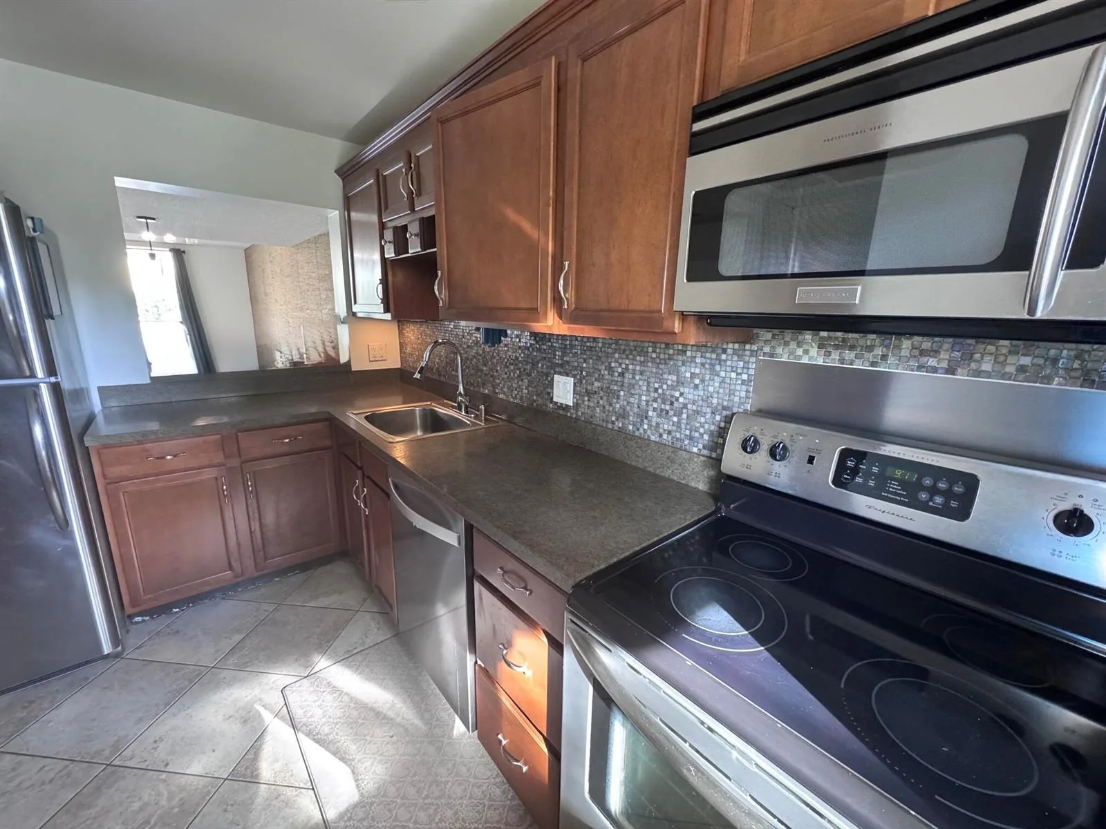 2820 TENNIS CLUB Drive # 206, West Palm Beach, FL 33417 photo 6
