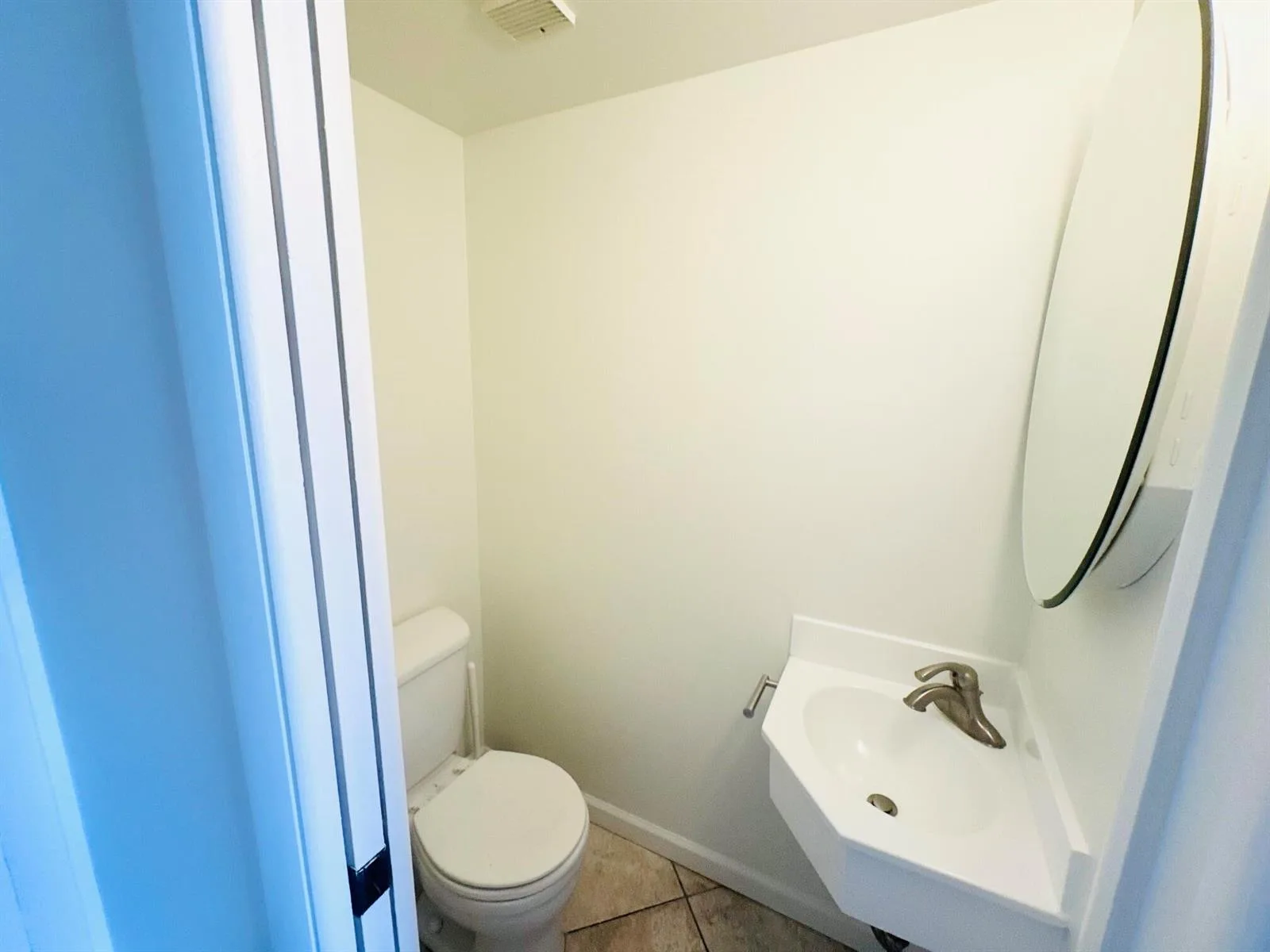 2820 TENNIS CLUB Drive # 206, West Palm Beach, FL 33417 photo 8