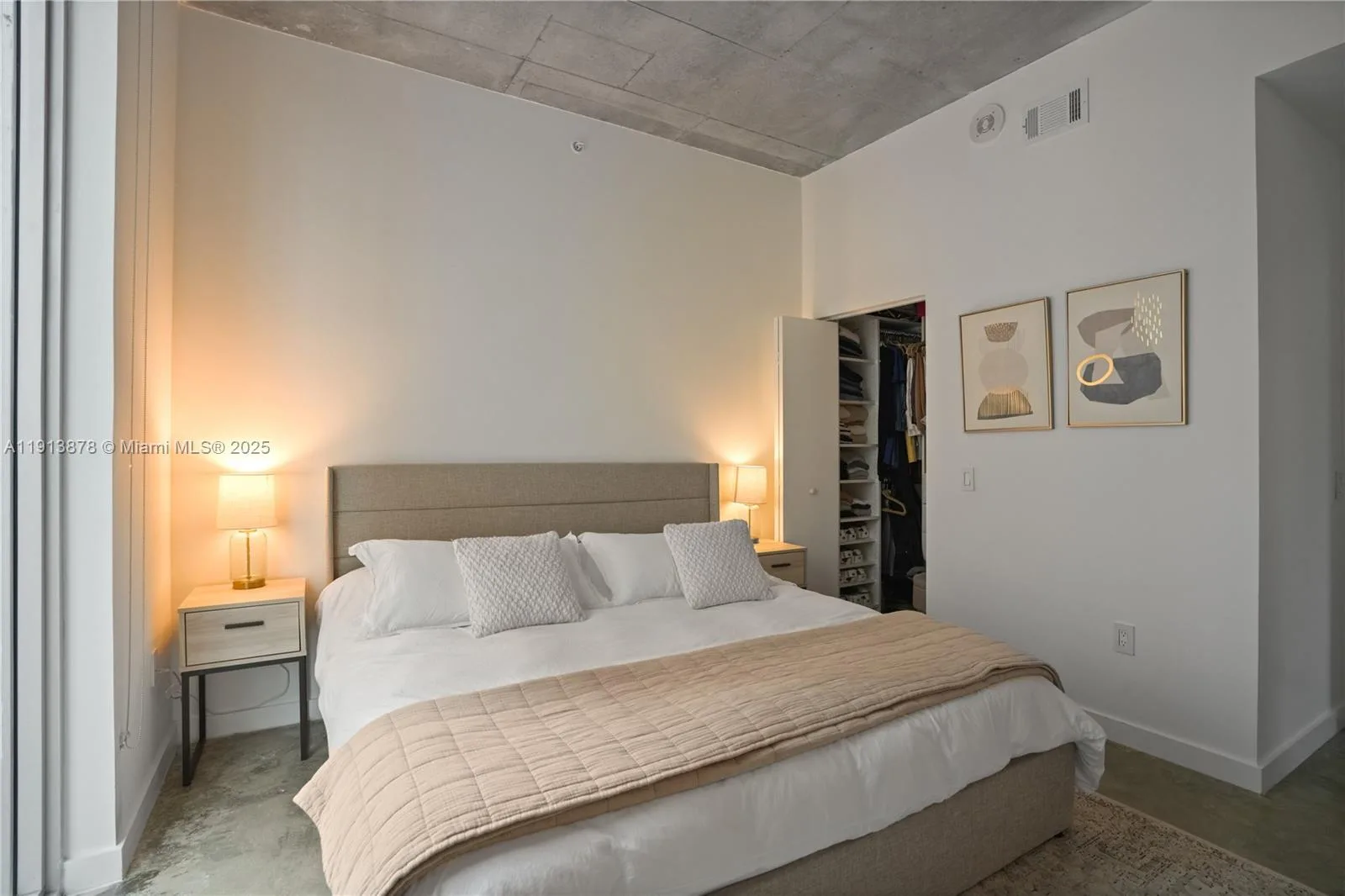 151 SE 1st St # 502, Miami, FL 33131 photo 6