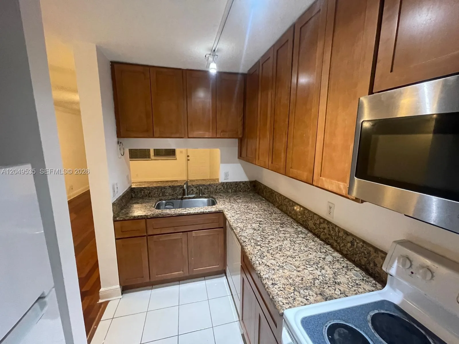 807 Twin Lakes Dr # 32-G, Coral Springs, FL 33071 photo 6