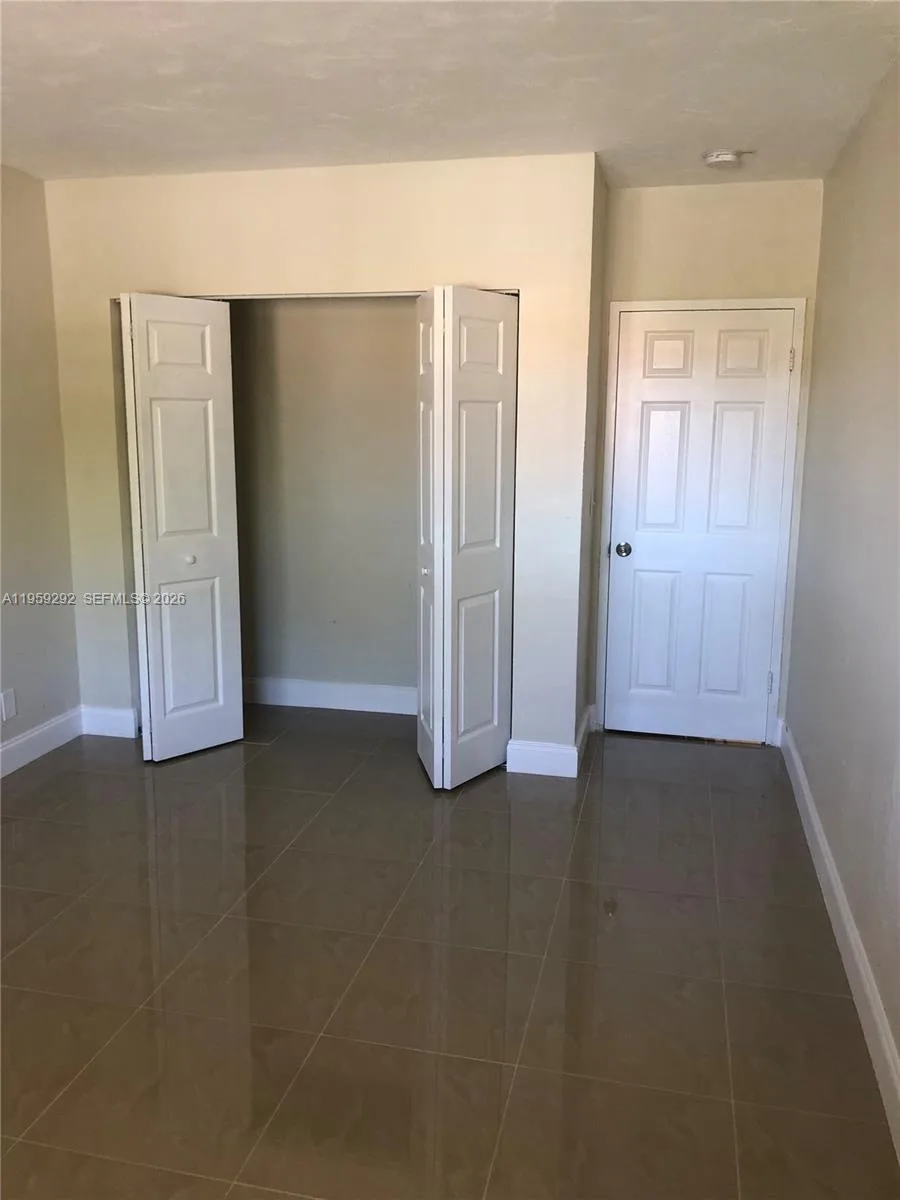 600 Layne Blvd # 208, Hallandale Beach, FL 33009 photo 4