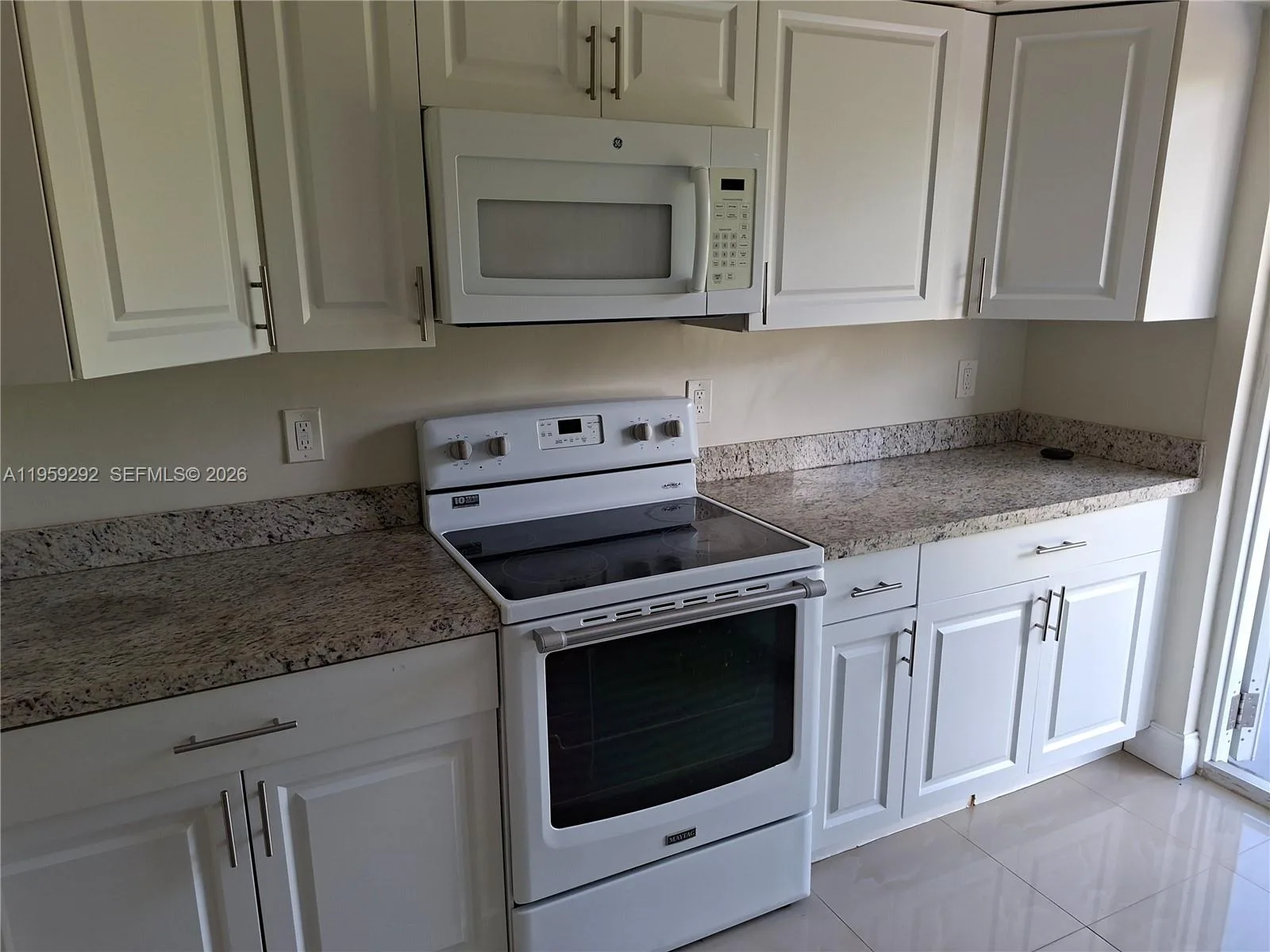 600 Layne Blvd # 208, Hallandale Beach, FL 33009 photo 9