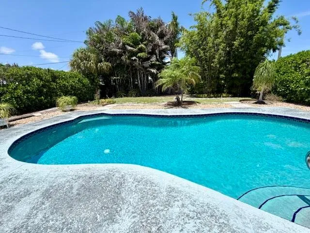 3132 NE SAVANNAH Road, Jensen Beach, FL 34957 photo 3