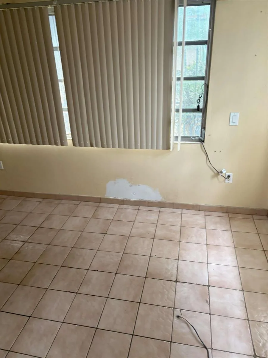 1538 NW 15th Avenue, Miami, FL 33125 photo 5