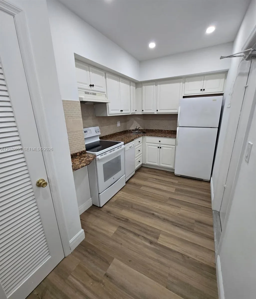 2424 SE 17th Cswy # 110B, Fort Lauderdale, FL 33316