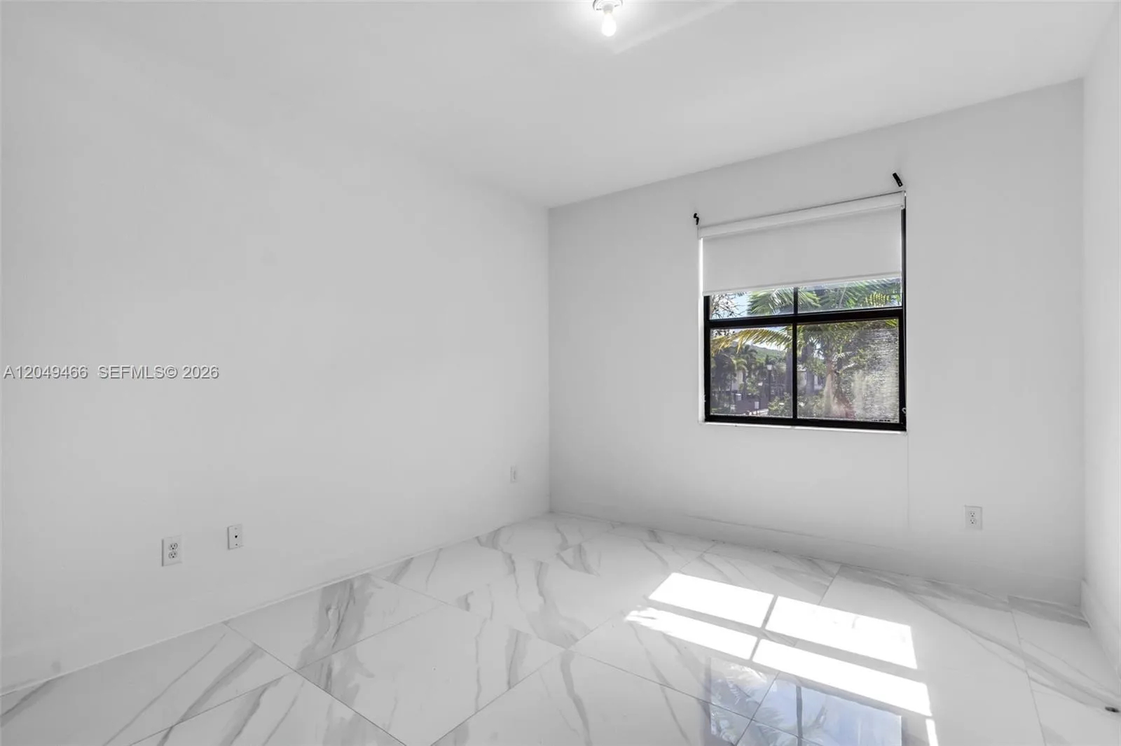 8850 NW 99th Path, Doral, FL 33178 photo 13