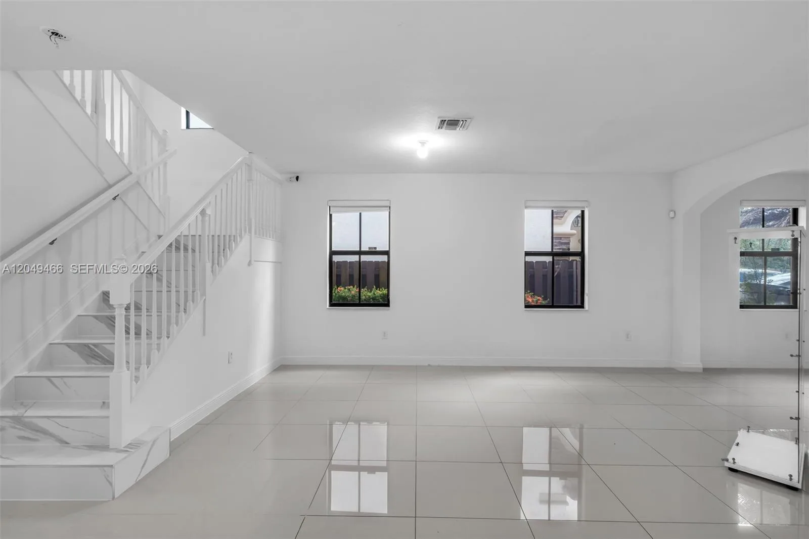 8850 NW 99th Path, Doral, FL 33178 photo 3
