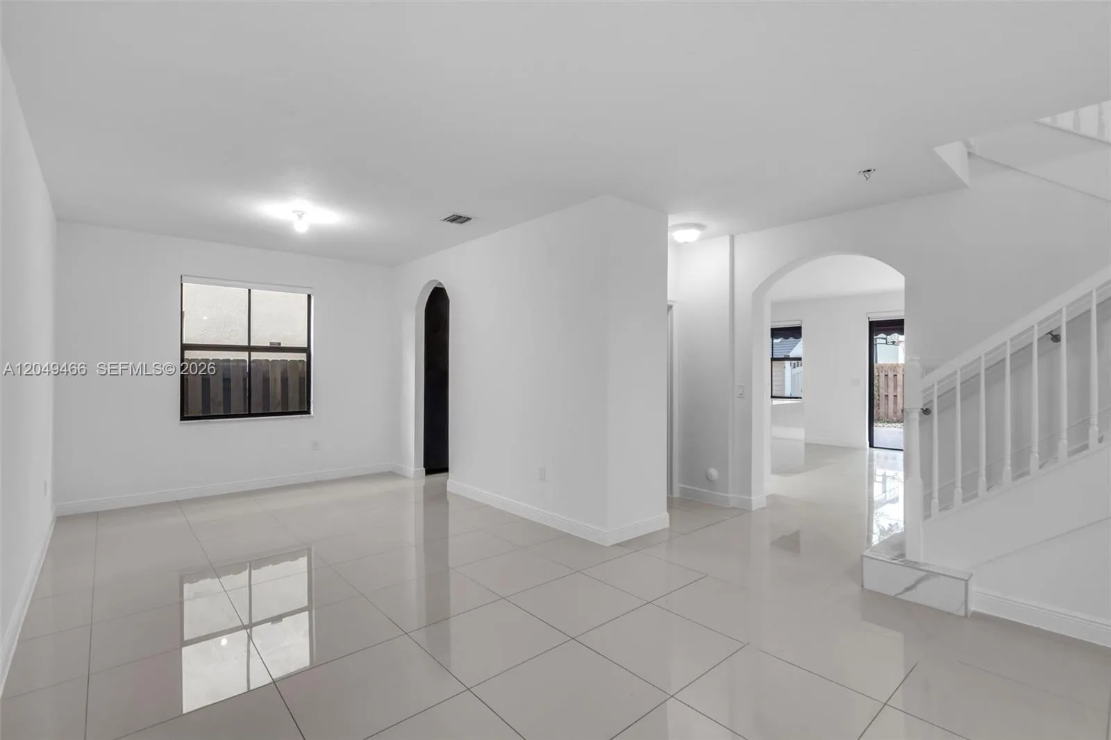 8850 NW 99th Path, Doral, FL 33178 photo 4