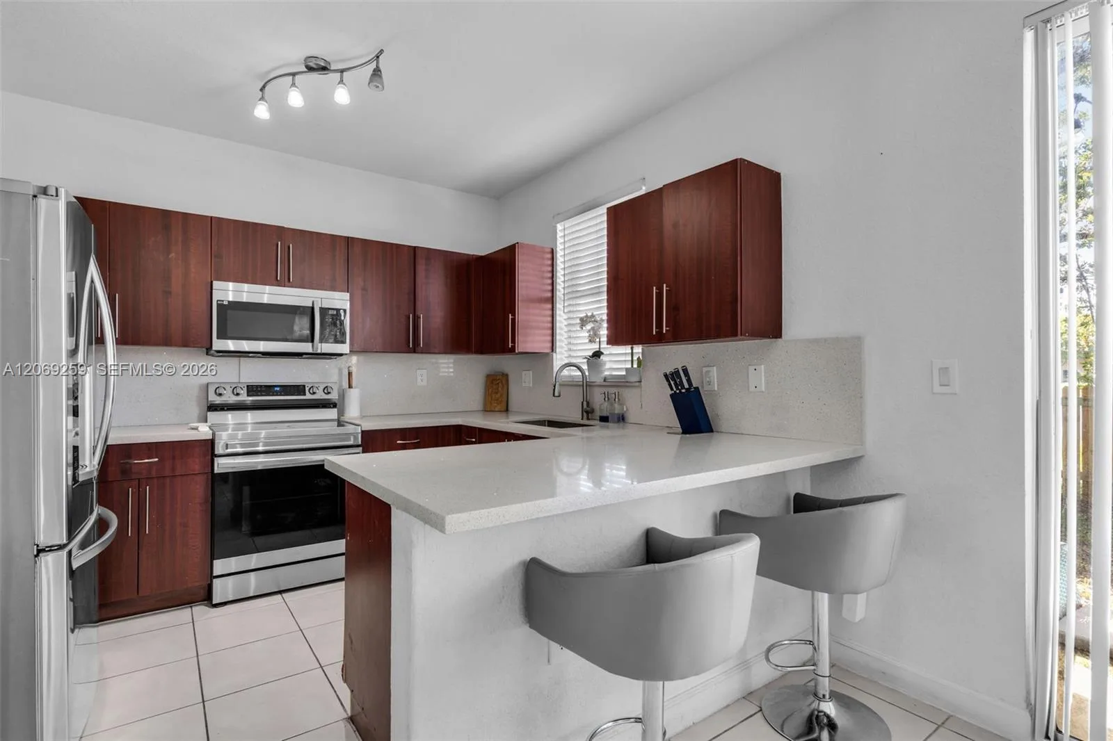 2583 SE 13th Ct, Homestead, FL 33035 photo 9