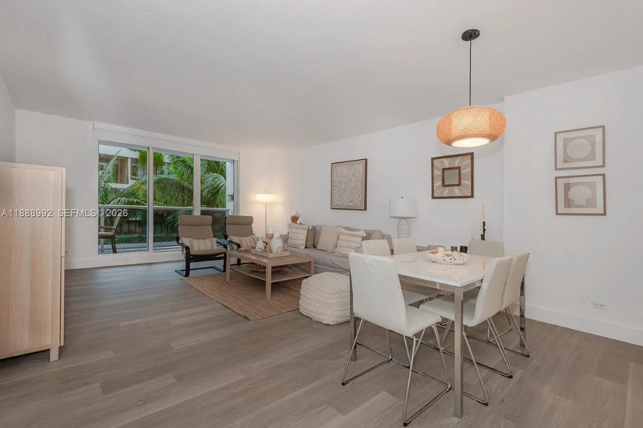2301 Collins Ave # 333, Miami Beach, FL 33139