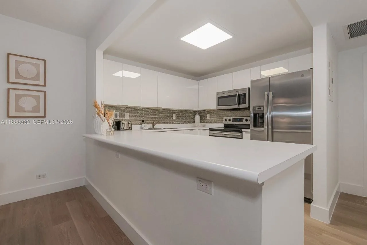2301 Collins Ave # 333, Miami Beach, FL 33139 photo 12