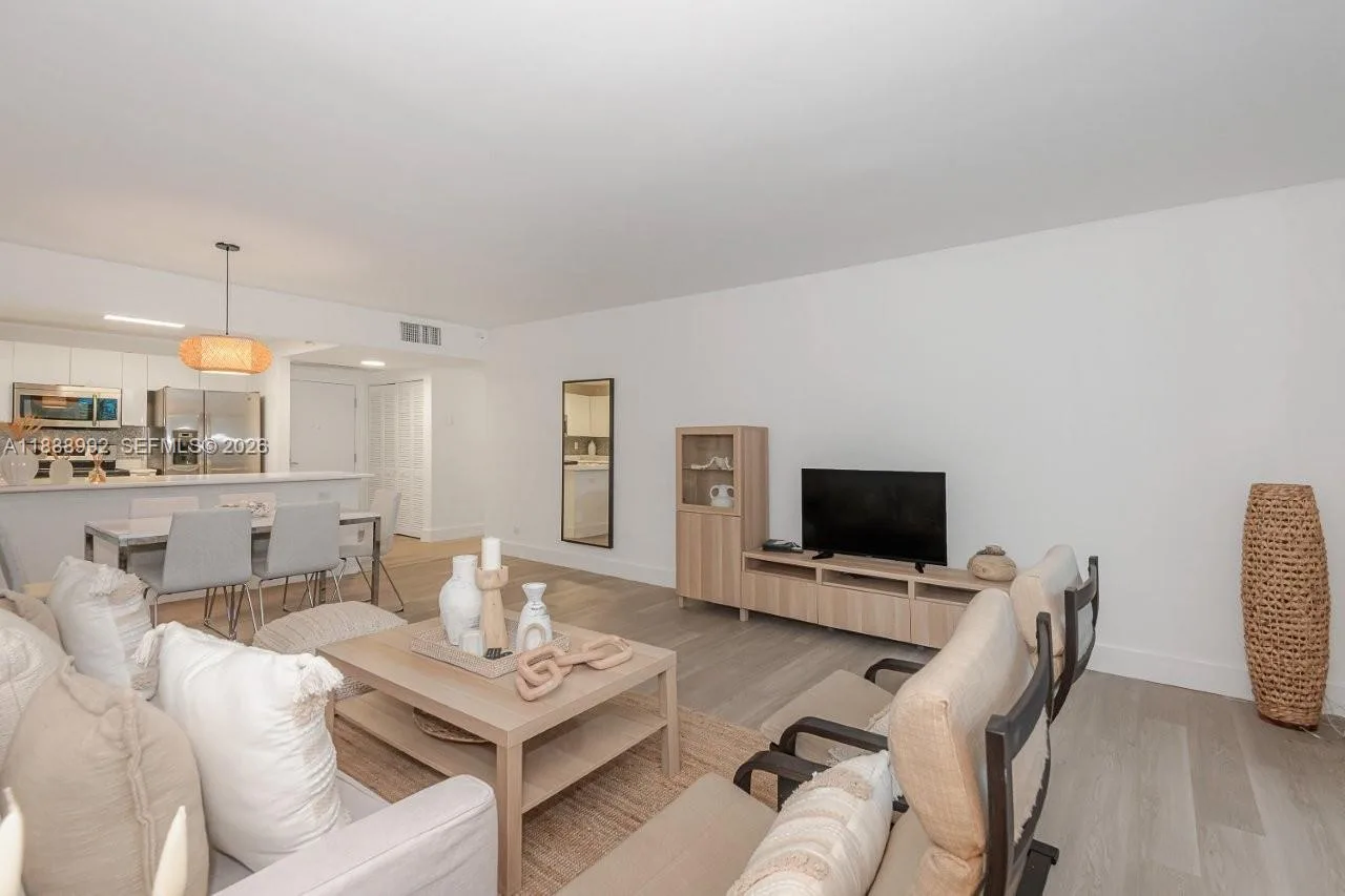 2301 Collins Ave # 333, Miami Beach, FL 33139 photo 7