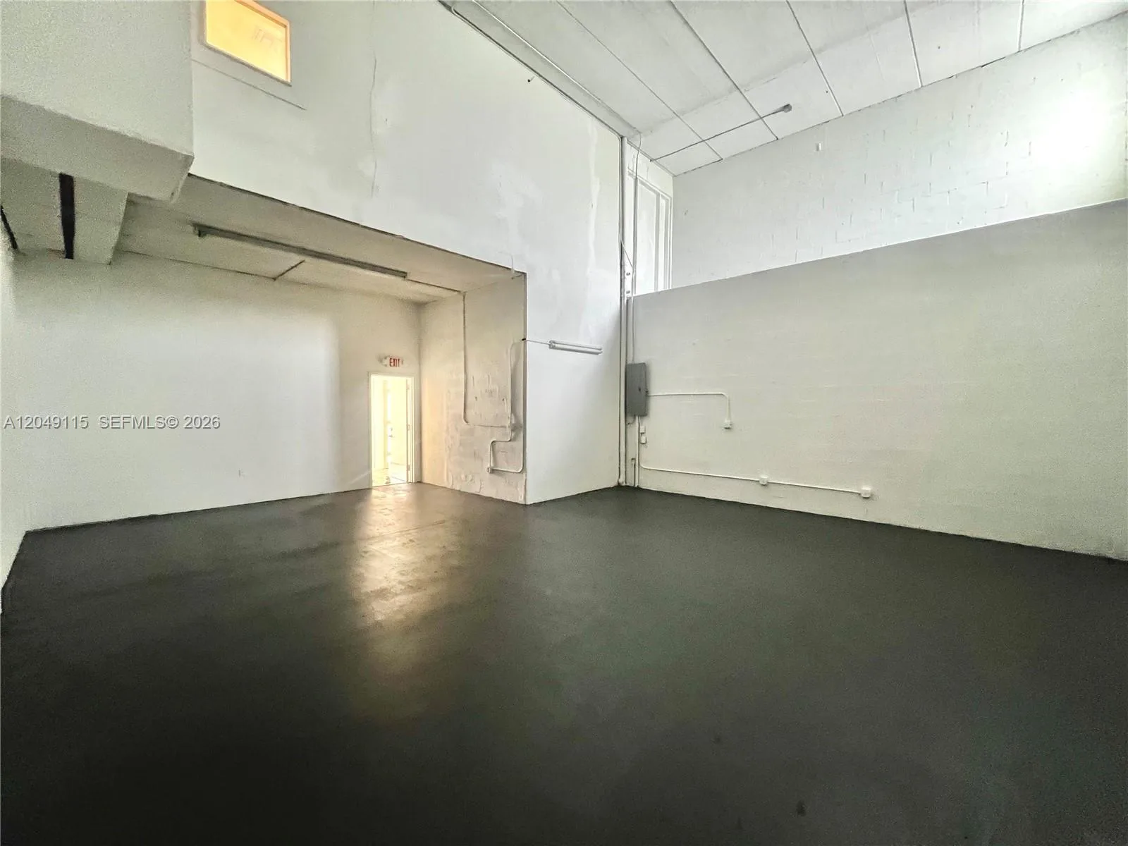 8000 NW 31st St # 18, Doral, FL 33122
