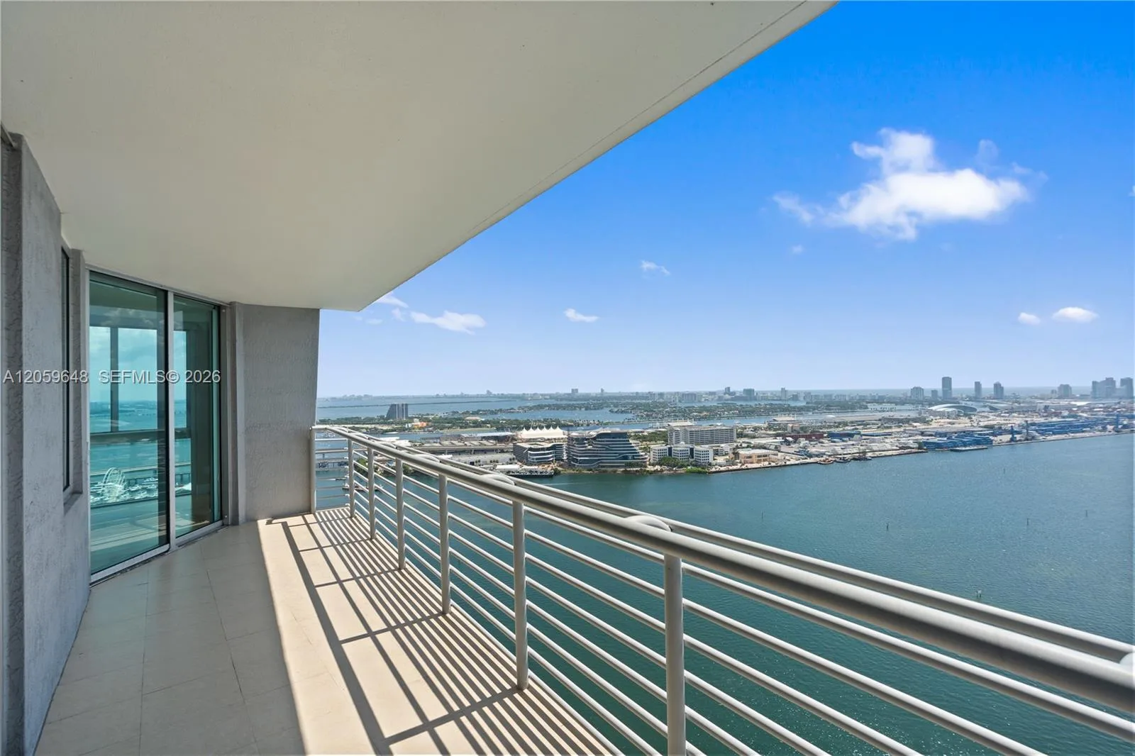 335 S Biscayne Blvd # 4112, Miami, FL 33131 photo 5