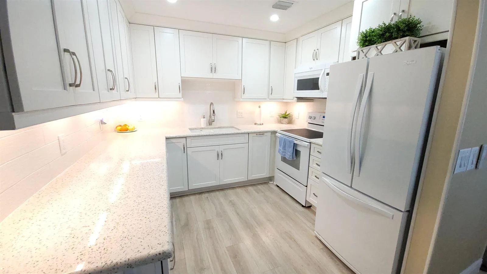34 Somerset B, West Palm Beach, FL 33417