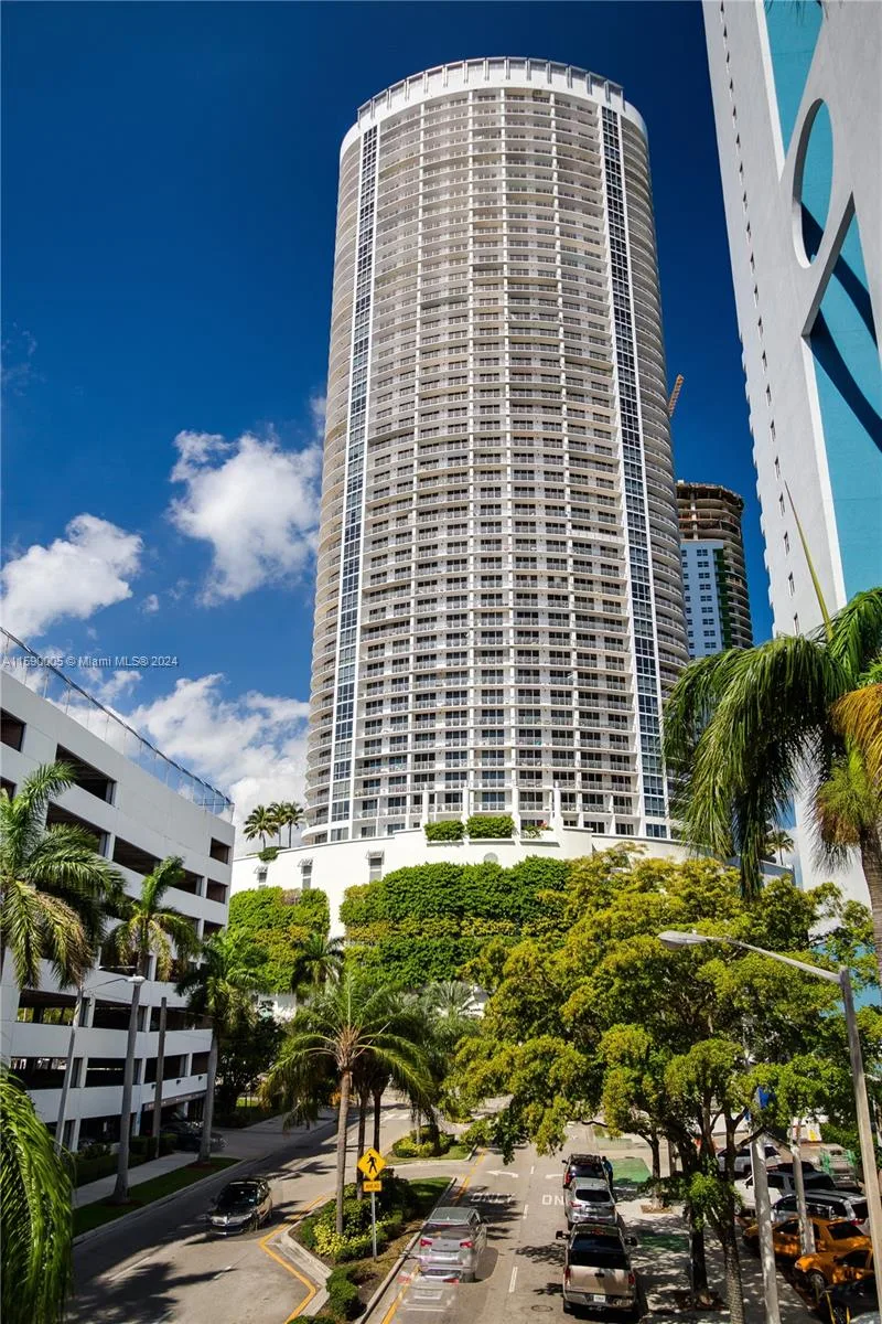 1750 N Bayshore Dr # 3512, Miami, FL 33132 photo 2