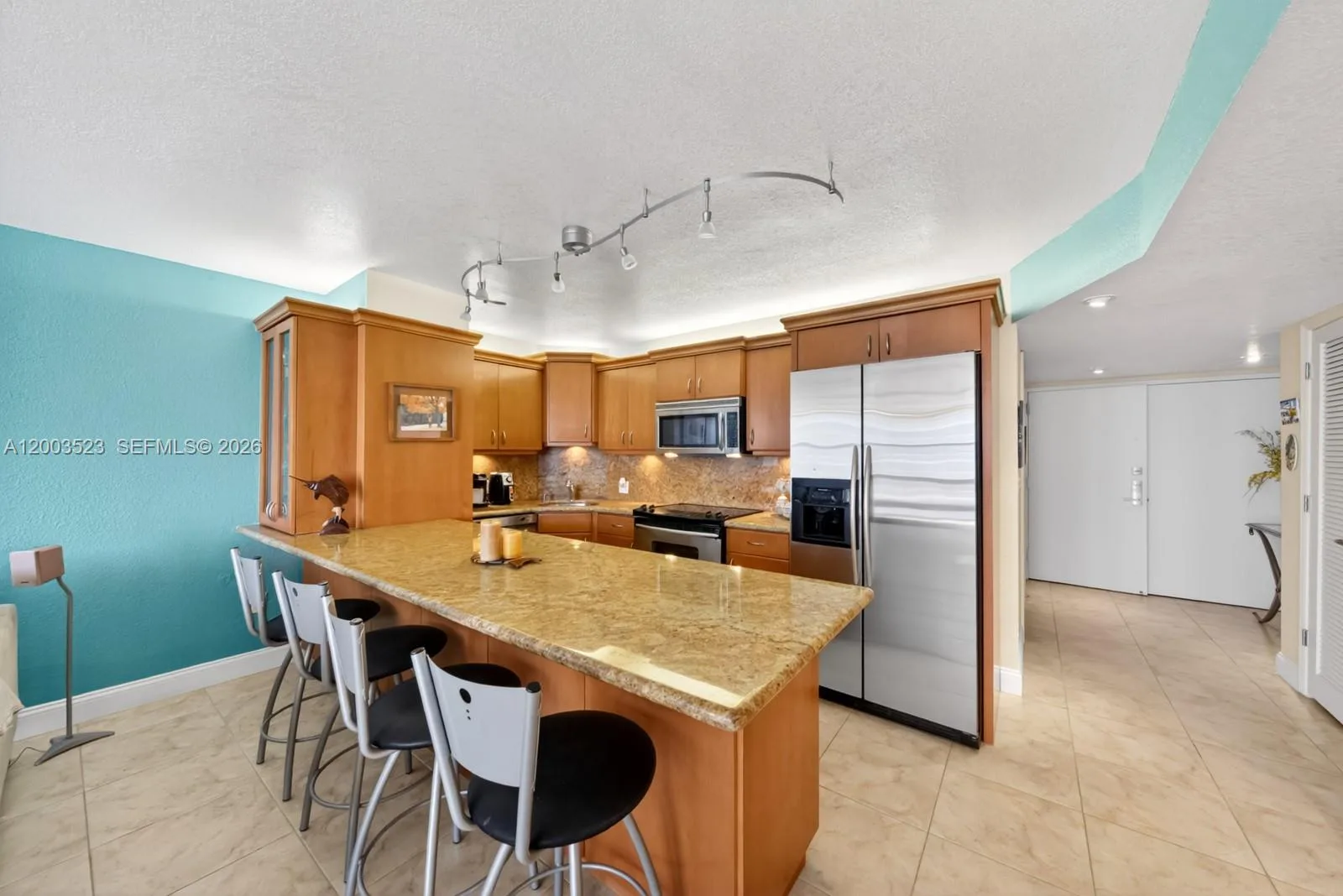 6423 Collins Ave # 1204, Miami Beach, FL 33141 photo 4