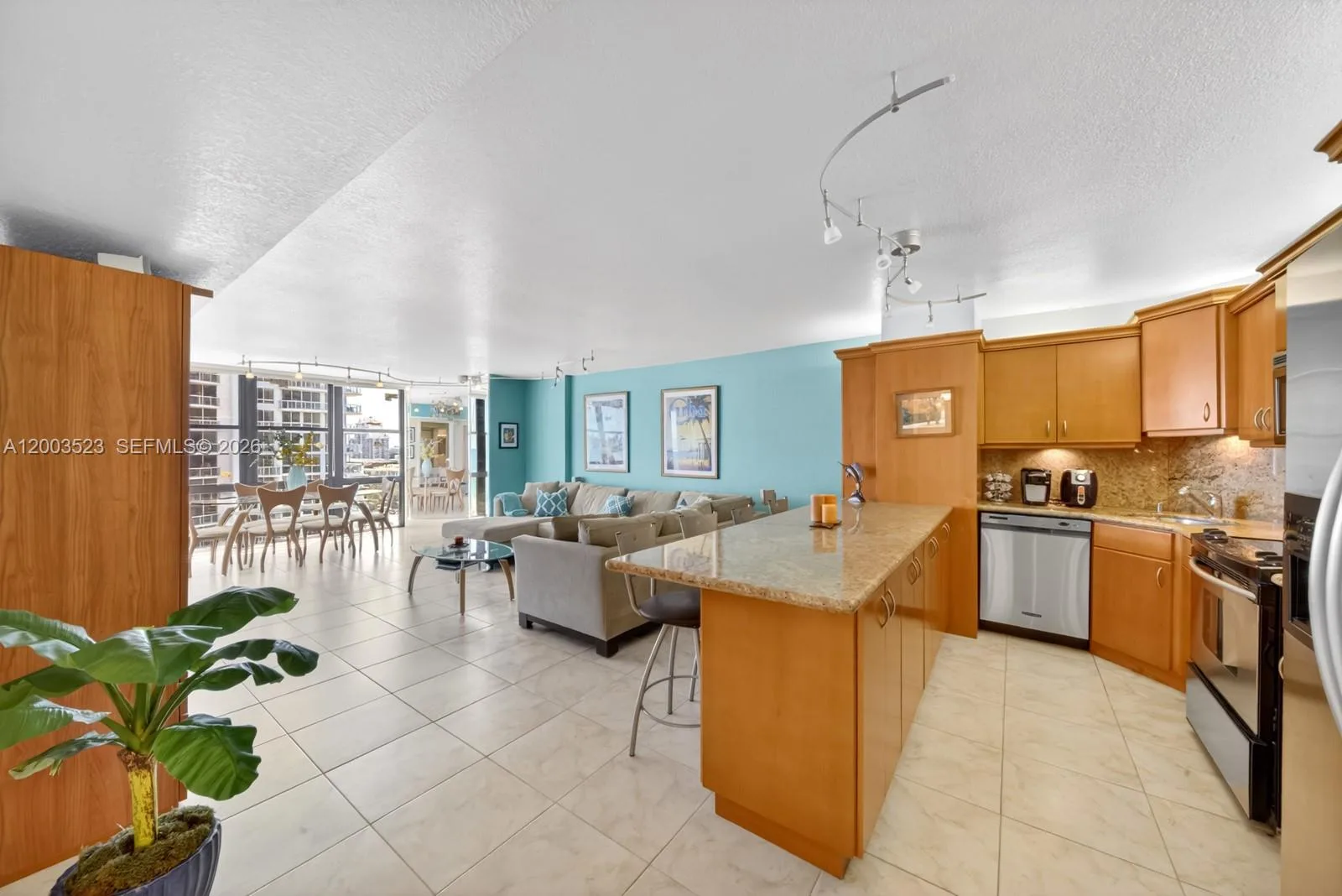 6423 Collins Ave # 1204, Miami Beach, FL 33141 photo 5