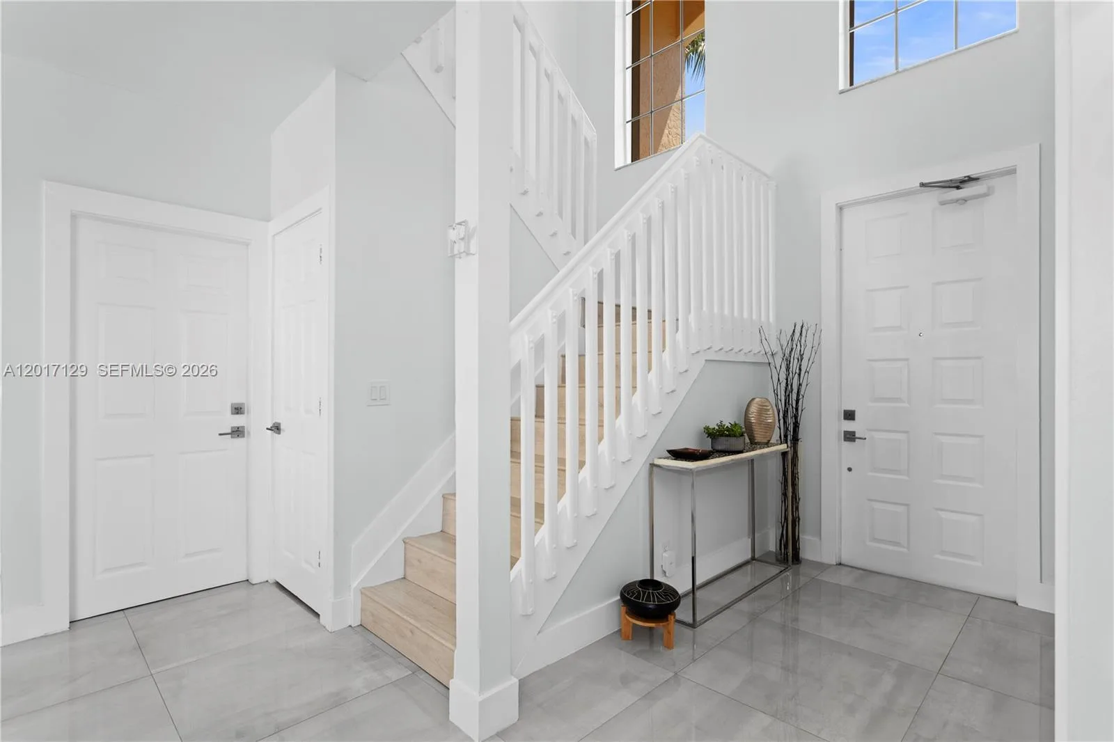 1240 Grant St, Hollywood, FL 33019 photo 3