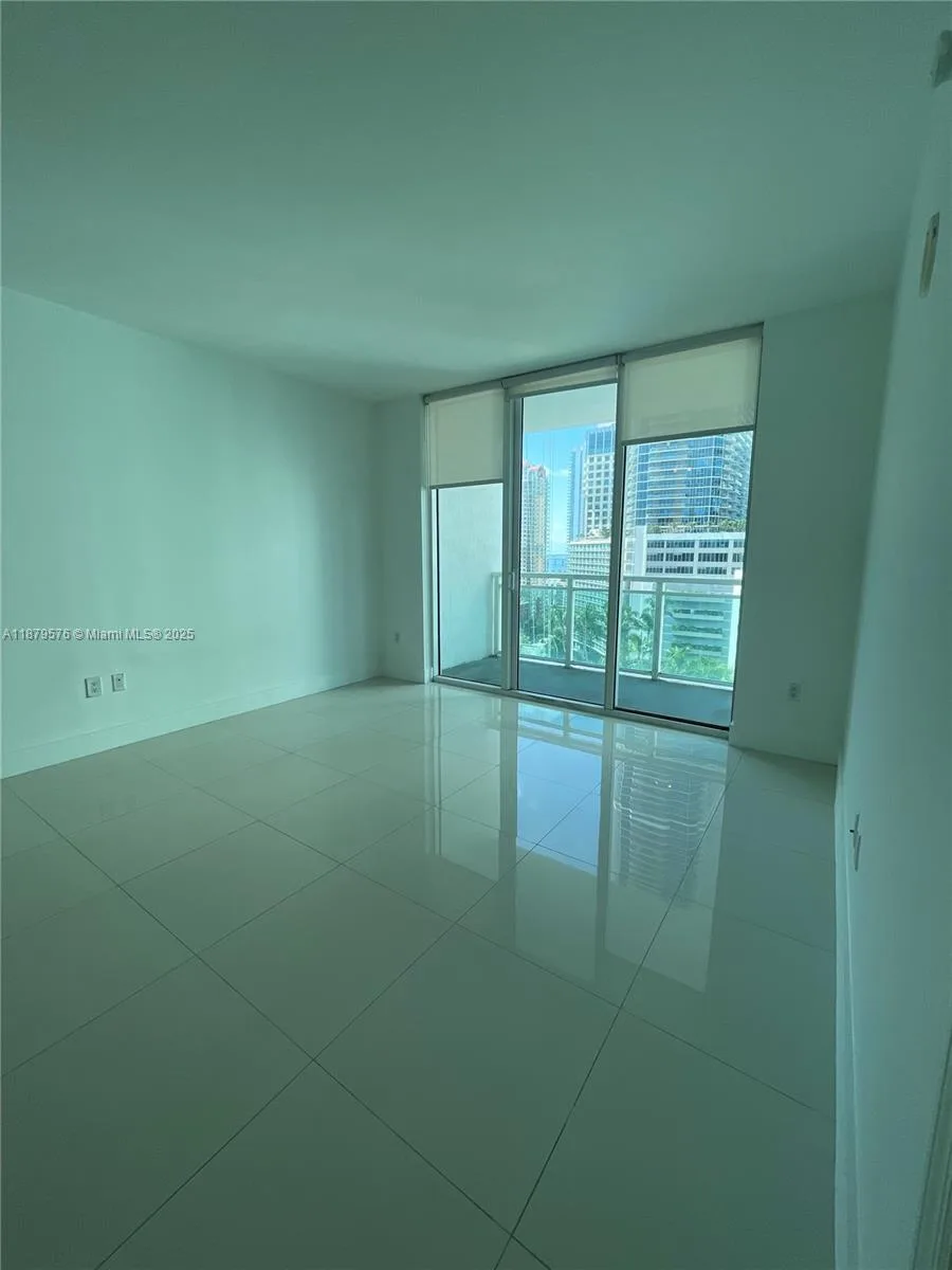 950 Brickell Bay Dr # 1703, Miami, FL 33131 photo 12