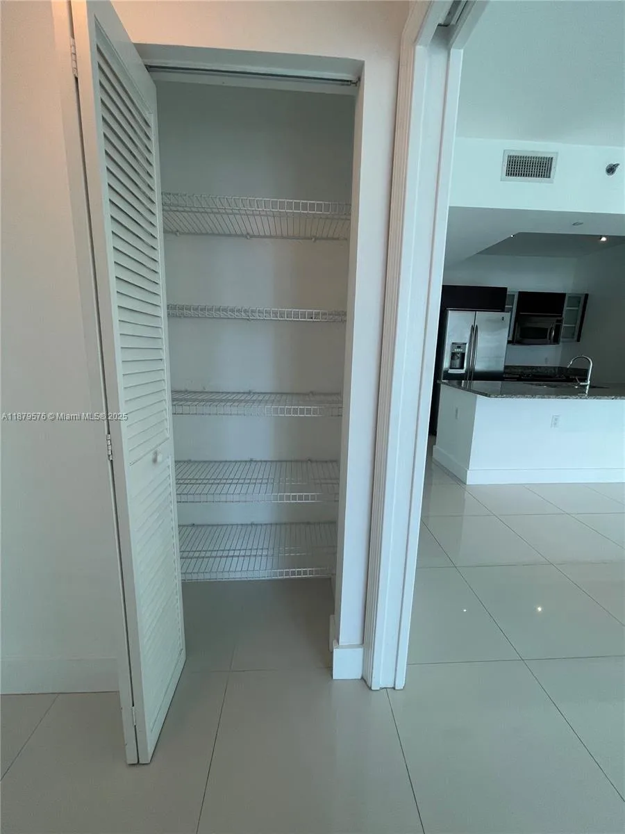 950 Brickell Bay Dr # 1703, Miami, FL 33131 photo 9