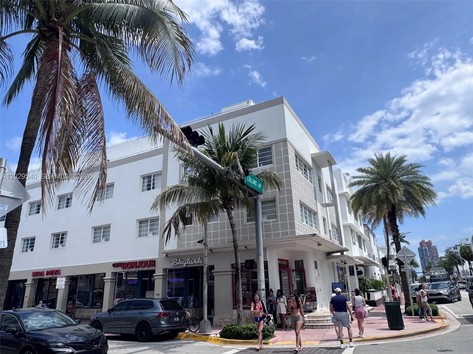 865 Collins Ave # 210, Miami Beach, FL 33139