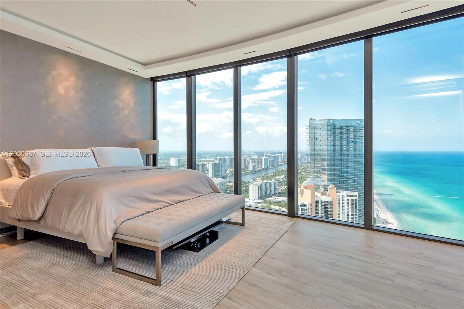 18555 Collins Ave # 4705, Sunny Isles Beach, FL 33160 photo 3
