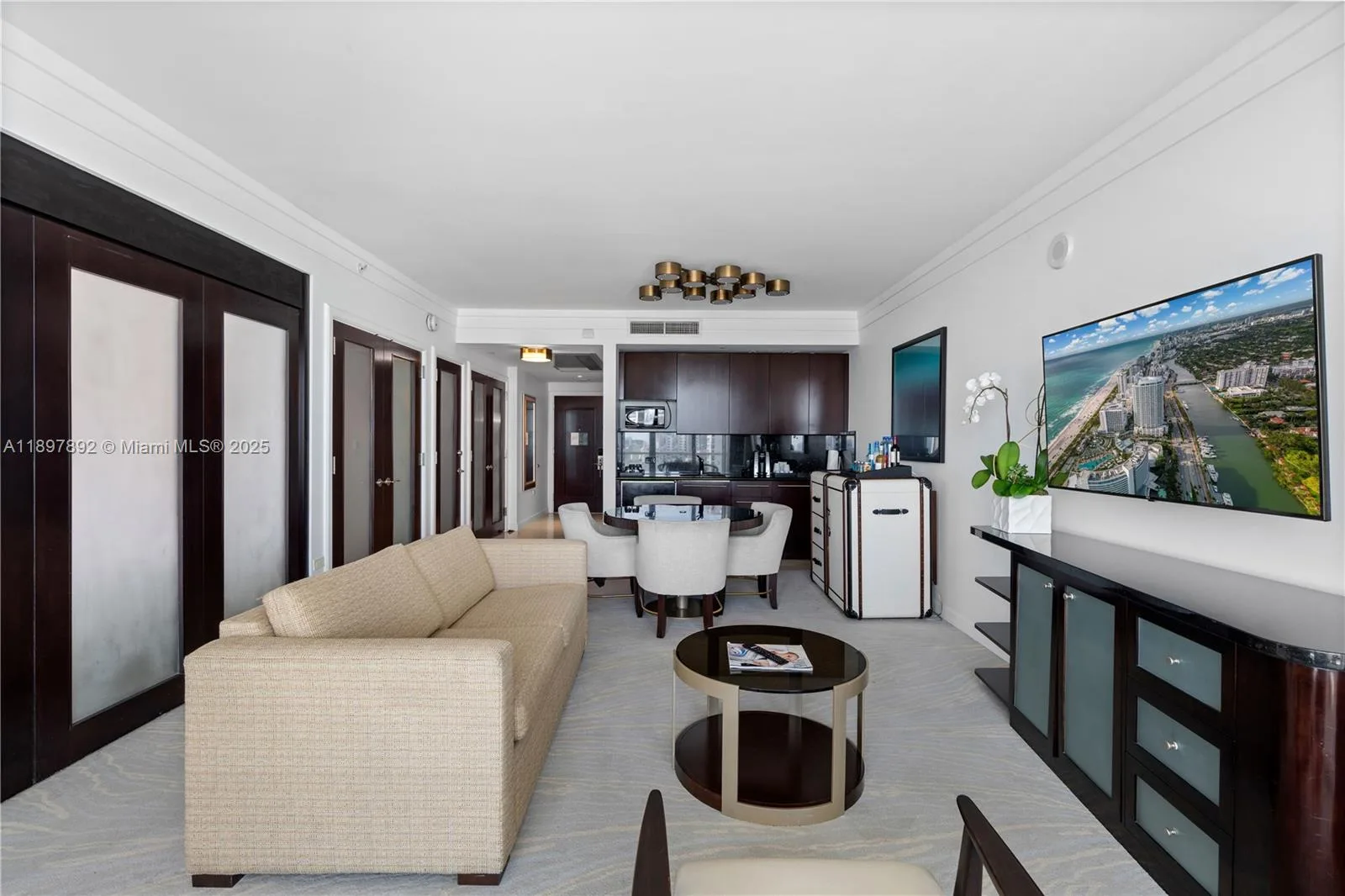4391 Collins Ave # 1619, Miami Beach, FL 33140 photo 5