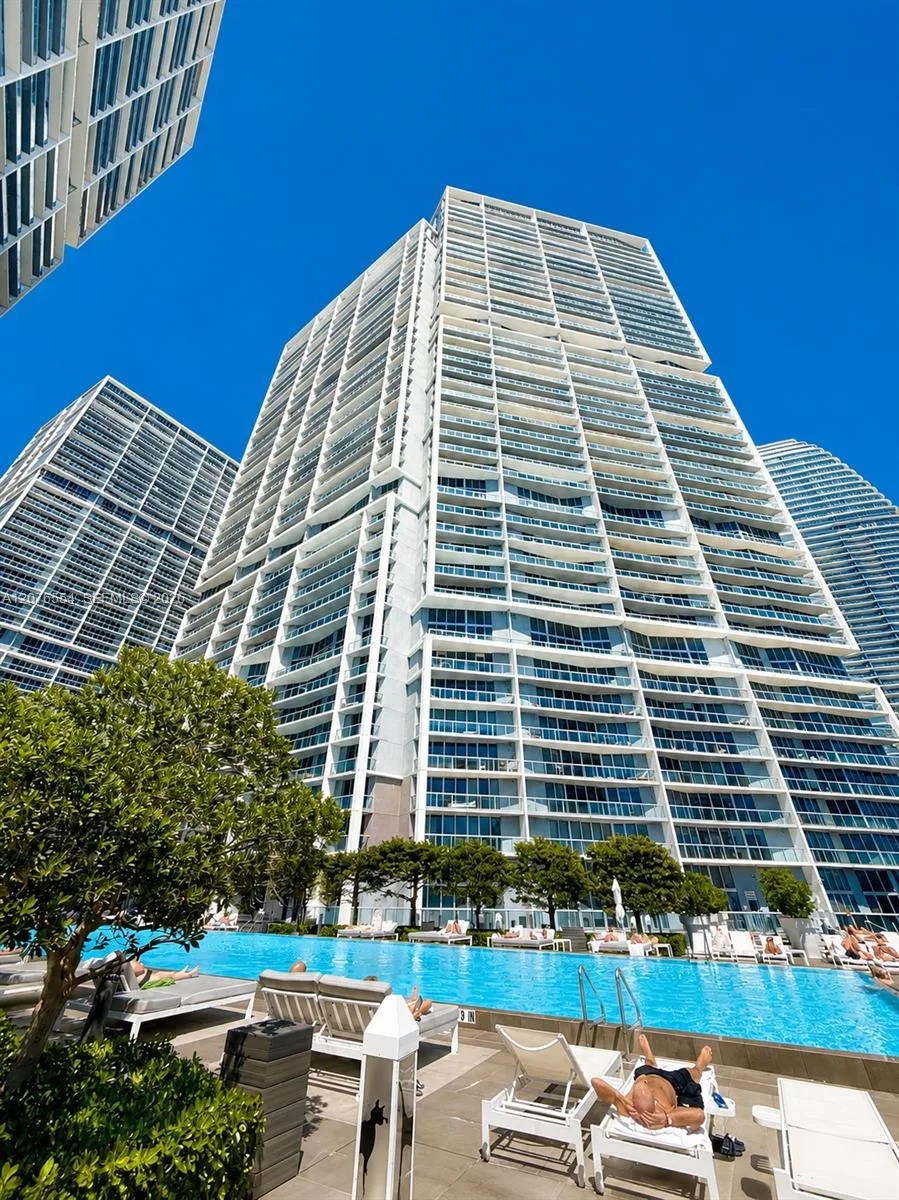 465 Brickell Ave # 5605, Miami, FL 33131