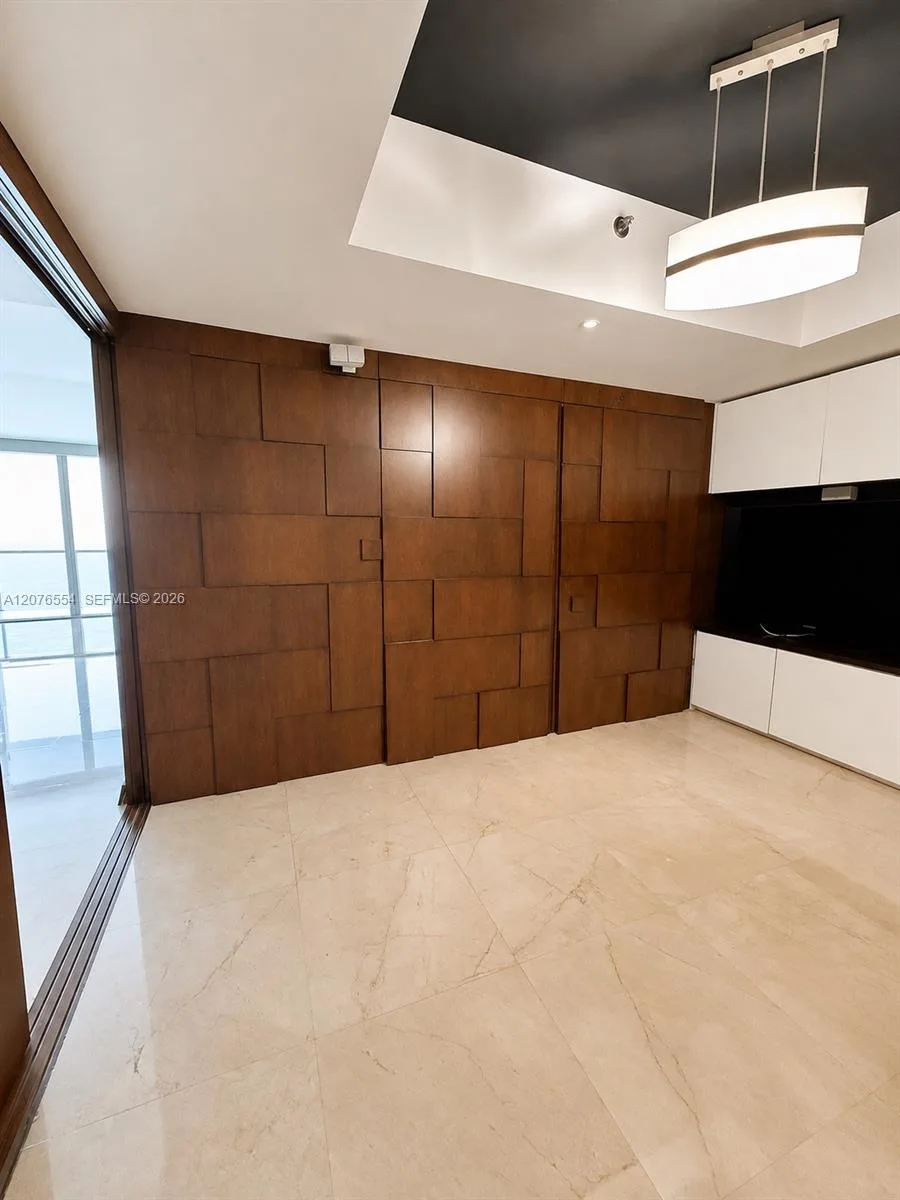 465 Brickell Ave # 5605, Miami, FL 33131 photo 9